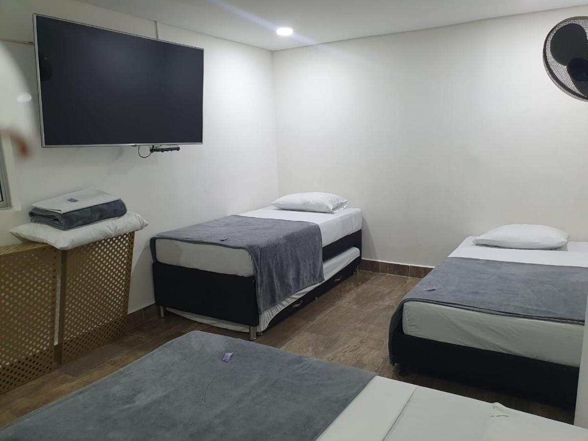 Hotel Prestige Медельин Экстерьер фото