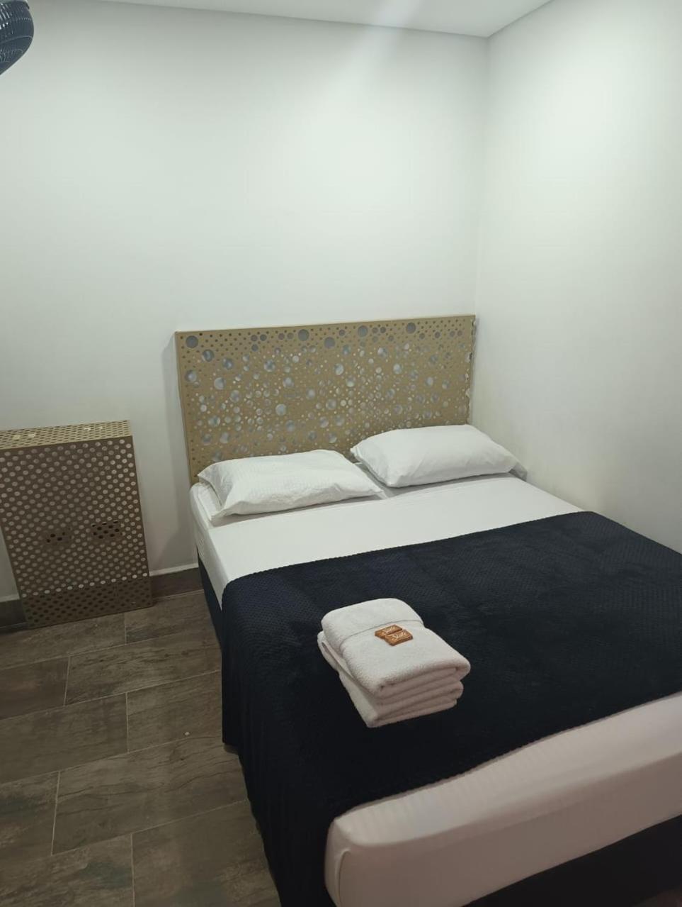 Hotel Prestige Медельин Экстерьер фото