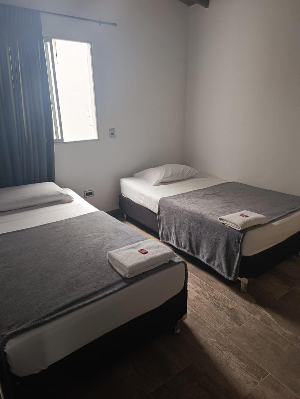 Hotel Prestige Медельин Экстерьер фото